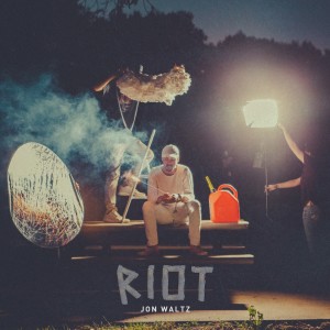 อัลบัม Riot ศิลปิน Jon Waltz