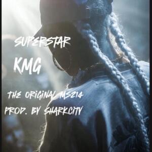Dengarkan lagu Superstar (Explicit) nyanyian KMG dengan lirik