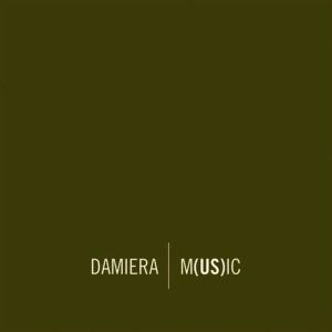 收聽Damiera的Broken Hands歌詞歌曲
