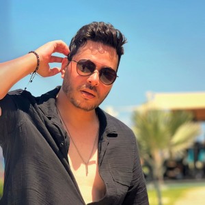 Album رمضان واللمة (Acoustic) oleh Ahmed Samir
