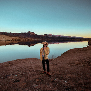 default playlist img