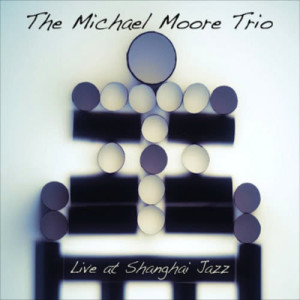 ดาวน์โหลดและฟังเพลง Monk's Dream พร้อมเนื้อเพลงจาก The Michael Moore Trio