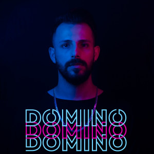 Sonat的專輯Domino (Explicit)