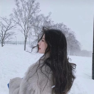 收聽精彩最初的別拿以前的事來衡量現在的人歌詞歌曲