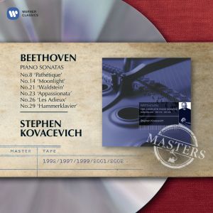 收聽Stephen Kovacevich的Piano Sonata No. 25 in G Major, Op. 79: I. Presto alla tedesca歌詞歌曲