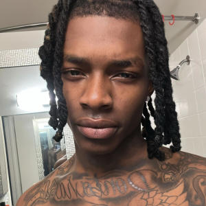 Mmwtaymoe的專輯Warrior (Explicit)