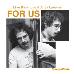 ดาวน์โหลดและฟังเพลง Skies พร้อมเนื้อเพลงจาก Mike Richmond
