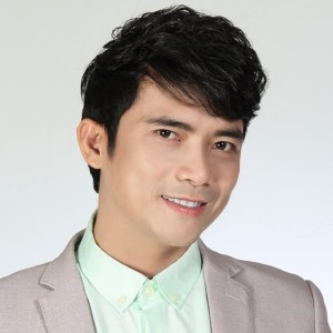 Listen to Yêu Cái Mặn Mà song with lyrics from Le Sang