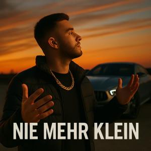 Parus的專輯NIE MEHR KLEIN (Explicit)