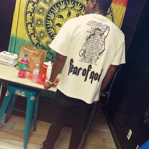 ดาวน์โหลดและฟังเพลง PRESSURE (Explicit) พร้อมเนื้อเพลงจาก 2 Door Gzzly