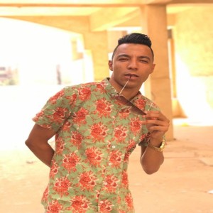 ดาวน์โหลดและฟังเพลง مش لاقي نفسي พร้อมเนื้อเพลงจาก Ahmed Shiko