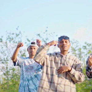 Listen to Timur Pu Acara song with lyrics from Bento Dpressy