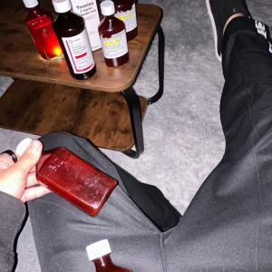 Listen to GRooMy RooM song with lyrics from hXrt Y boi