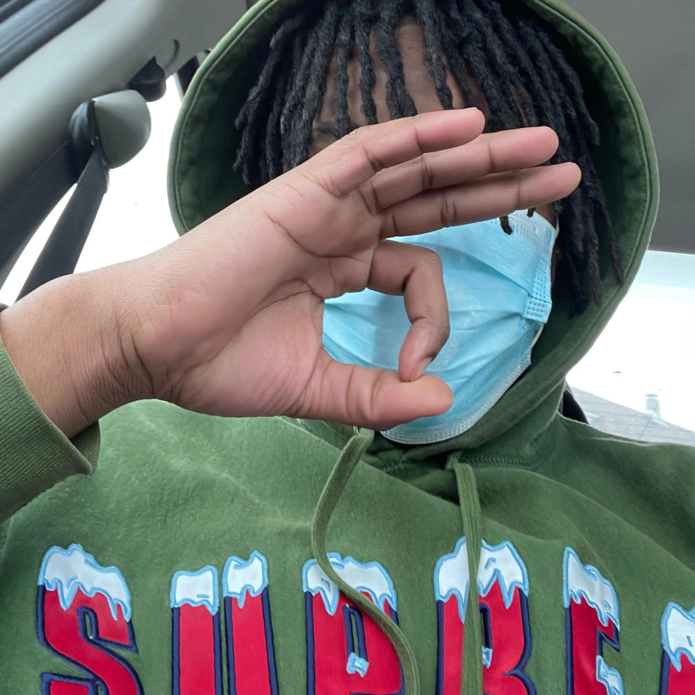 Lazer Flow (feat. skecheyy & 822chance) (Explicit)