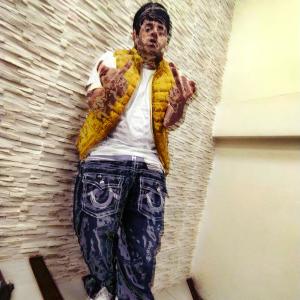Listen to Strong (Explicit) song with lyrics from Fendireplica