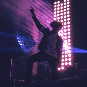 default playlist img