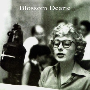 ดาวน์โหลดและฟังเพลง Deed I Do พร้อมเนื้อเพลงจาก Blossom Dearie