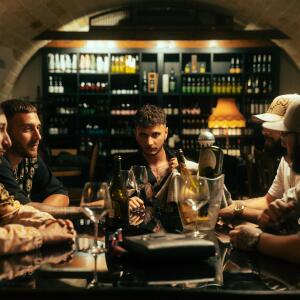 default playlist img