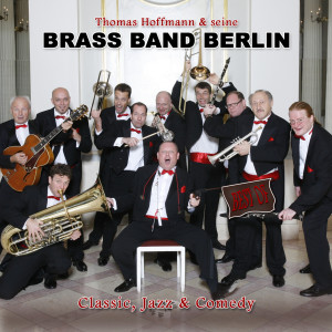 Dengarkan Tuba's Hummelflug lagu dari Thomas Hoffmann dengan lirik