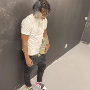 Album Airplane Mode (Explicit) from Johnny Boyie