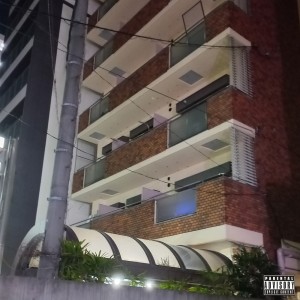 Artona Kezawa的专辑Lost (Explicit)