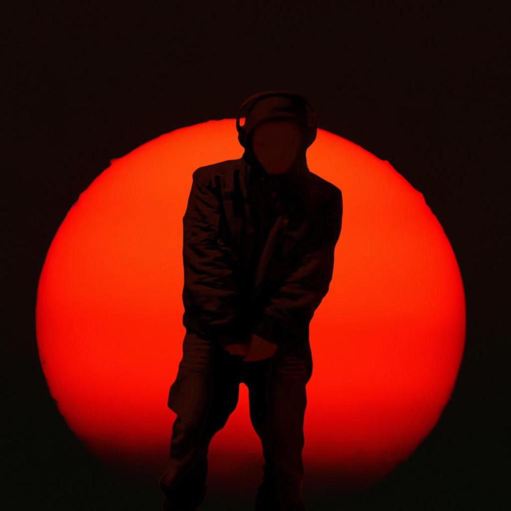 sunburns (Explicit)