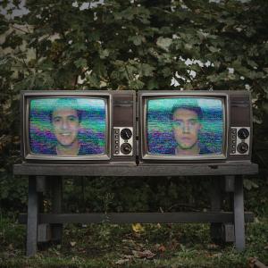 Dengarkan Reir y llorar lagu dari Lio dengan lirik