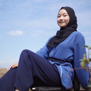 Dengarkan Kelangsotan 2 lagu dari Soul Realhome dengan lirik