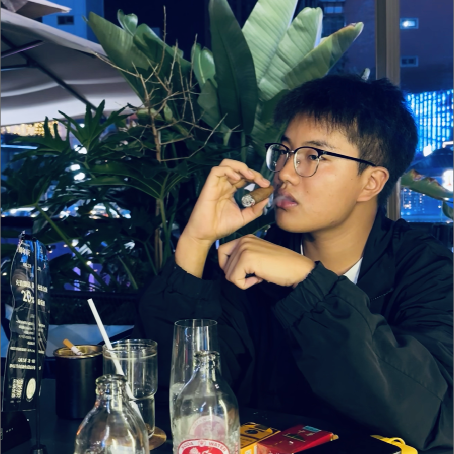 杨易霏