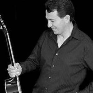 ดาวน์โหลดและฟังเพลง En El Carnaval De Mazatlán พร้อมเนื้อเพลงจาก Fernando Daniel