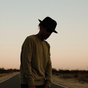 Listen to Una (Explicit) song with lyrics from J.Patron