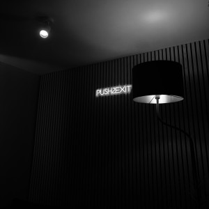 收聽F.O.的LICHTER歌詞歌曲