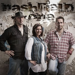 ดาวน์โหลดและฟังเพลง The Way You Make Me Smile พร้อมเนื้อเพลงจาก Nashfield