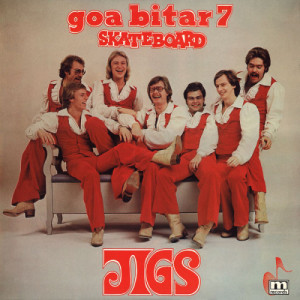 ดาวน์โหลดและฟังเพลง Skateboard พร้อมเนื้อเพลงจาก Jigs