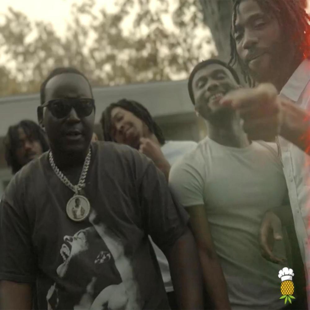 Grinch (feat. Drilla) (Explicit)