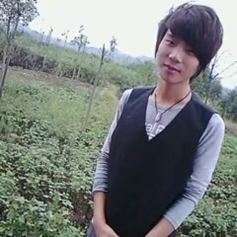 爱上你是一个错 (cover: 半吨兄弟) (其他)