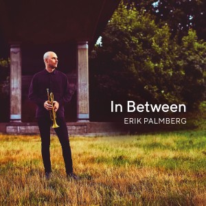 收聽Erik Palmberg的Unfamiliar Field歌詞歌曲