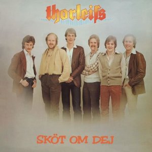 ดาวน์โหลดและฟังเพลง Rag Doll พร้อมเนื้อเพลงจาก Thorleifs