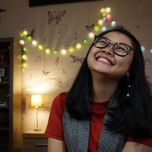 Dengarkan lagu Kunaikkan Syukur nyanyian Lovitna Novia Puspitasari dengan lirik