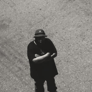 收聽Leyendas City的ORACIONES (feat. NERO LL & Kid Cloud) (Explicit)歌詞歌曲