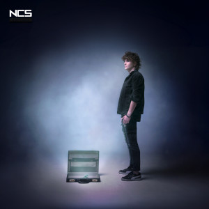 Listen to No Money song with lyrics from Clarx