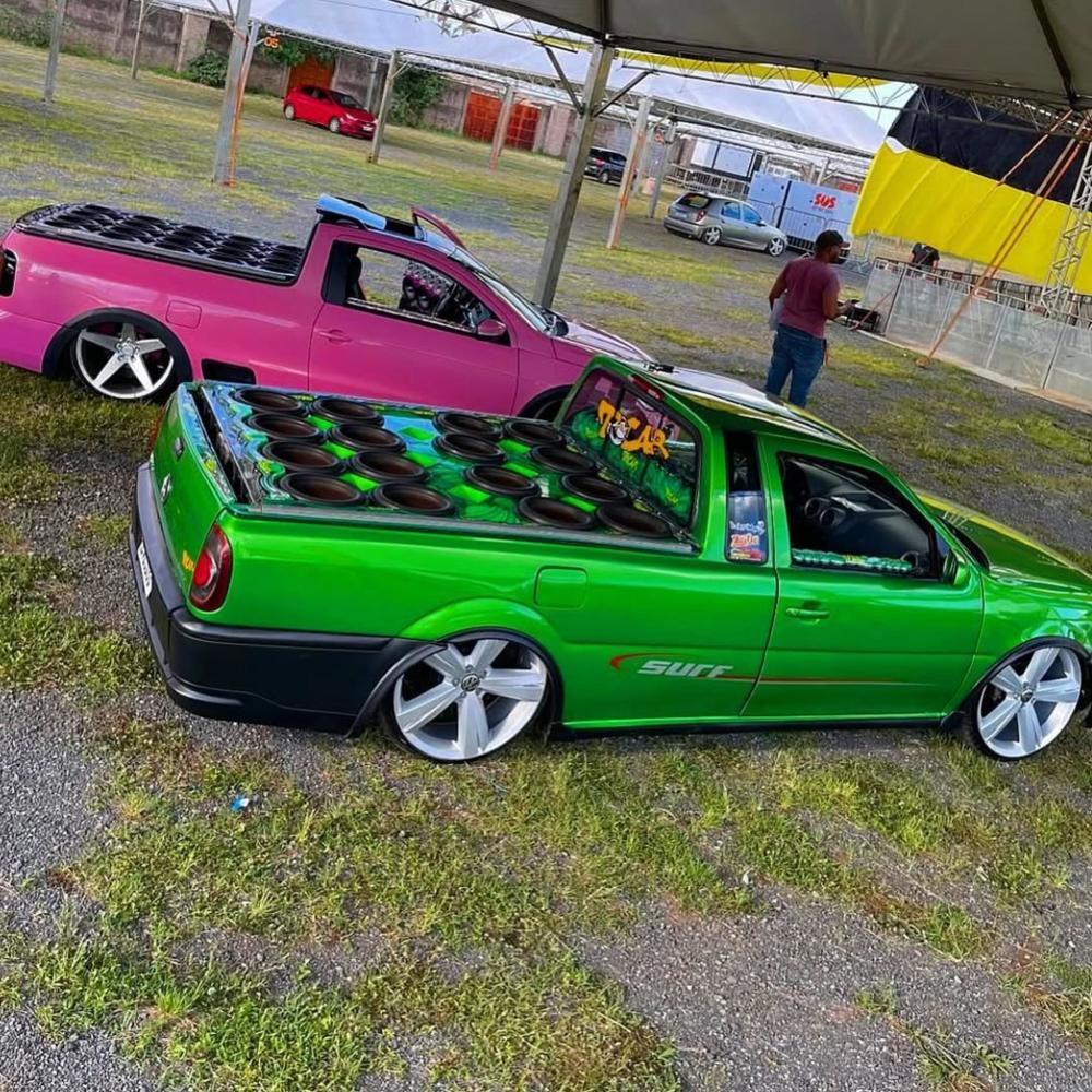 MANDA FOTO PELADINHA (ELETROFUNK ) (Explicit)