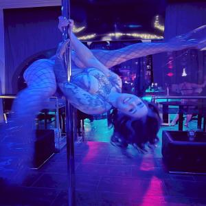 收听Rare Phantom的skete (Explicit)歌词歌曲