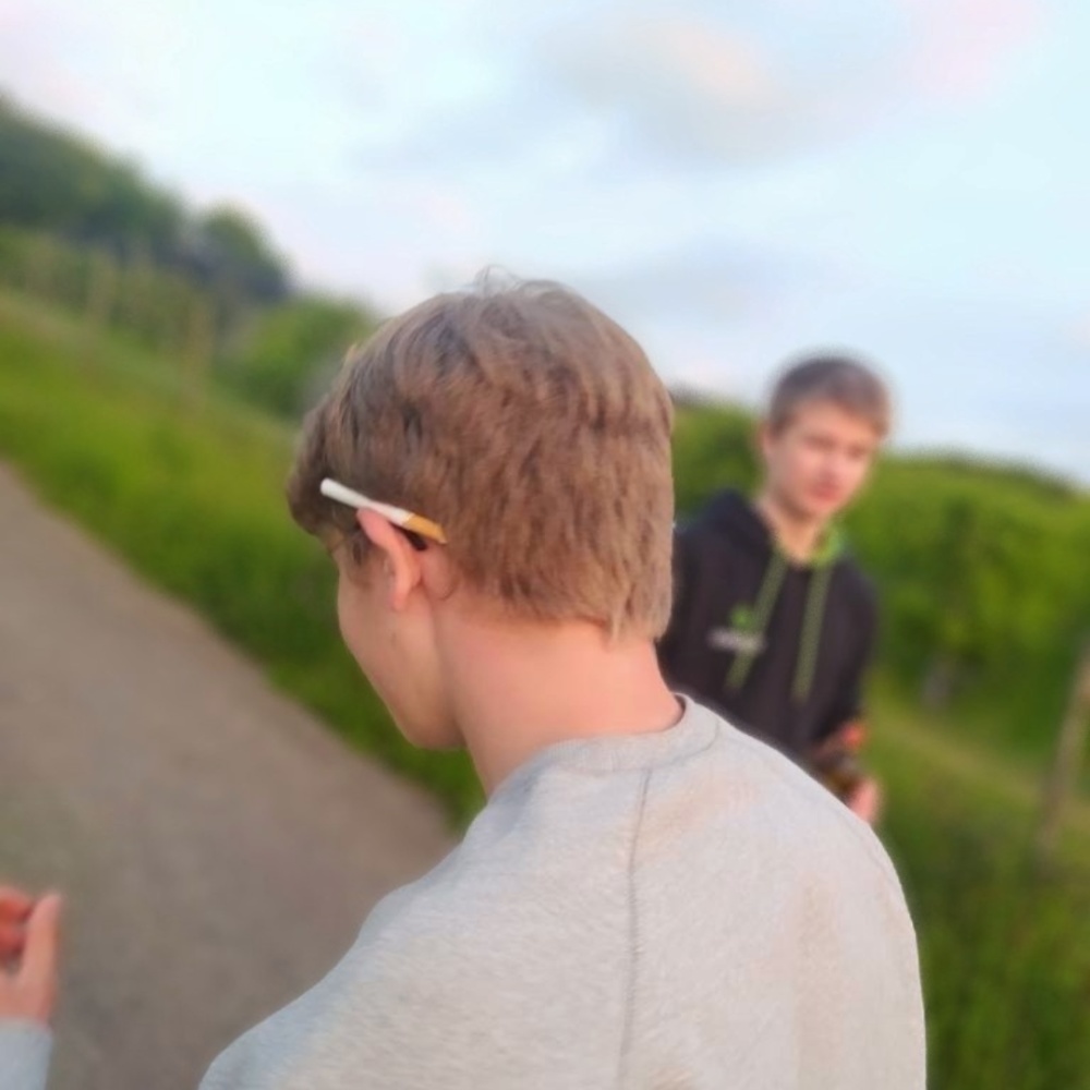 Sommergefühle (feat. Dorfkind) (Explicit)