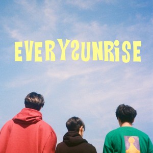 Dengarkan Everysunrise lagu dari Olin MattiBlue dengan lirik