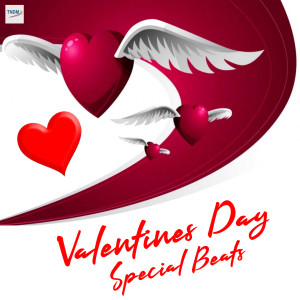 Listen to Mausam Mausam Lovely song with lyrics from Sulakshana Pandit