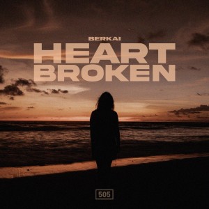 收聽Berkai的Heart Broken歌詞歌曲