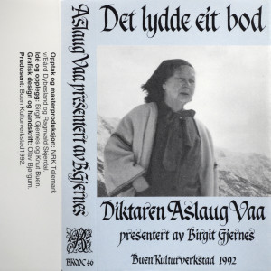ดาวน์โหลดและฟังเพลง So Rodde Dei I Fjordan พร้อมเนื้อเพลงจาก Aslaug Vaa