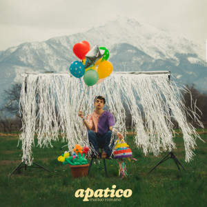 ดาวน์โหลดและฟังเพลง Apatico พร้อมเนื้อเพลงจาก Matteo Romano