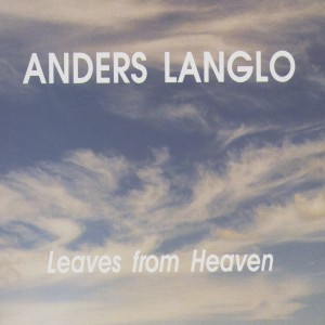 ดาวน์โหลดและฟังเพลง Song For God พร้อมเนื้อเพลงจาก Anders Langlo